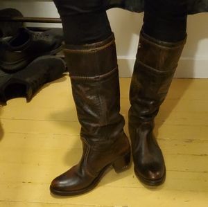 Frye Jane 14L boots